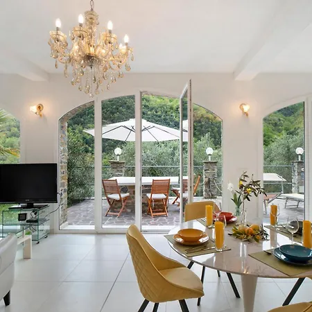 Loggia Oliveto Casanova Lerrone